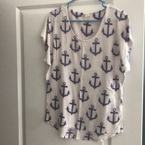 Flowy anchor top